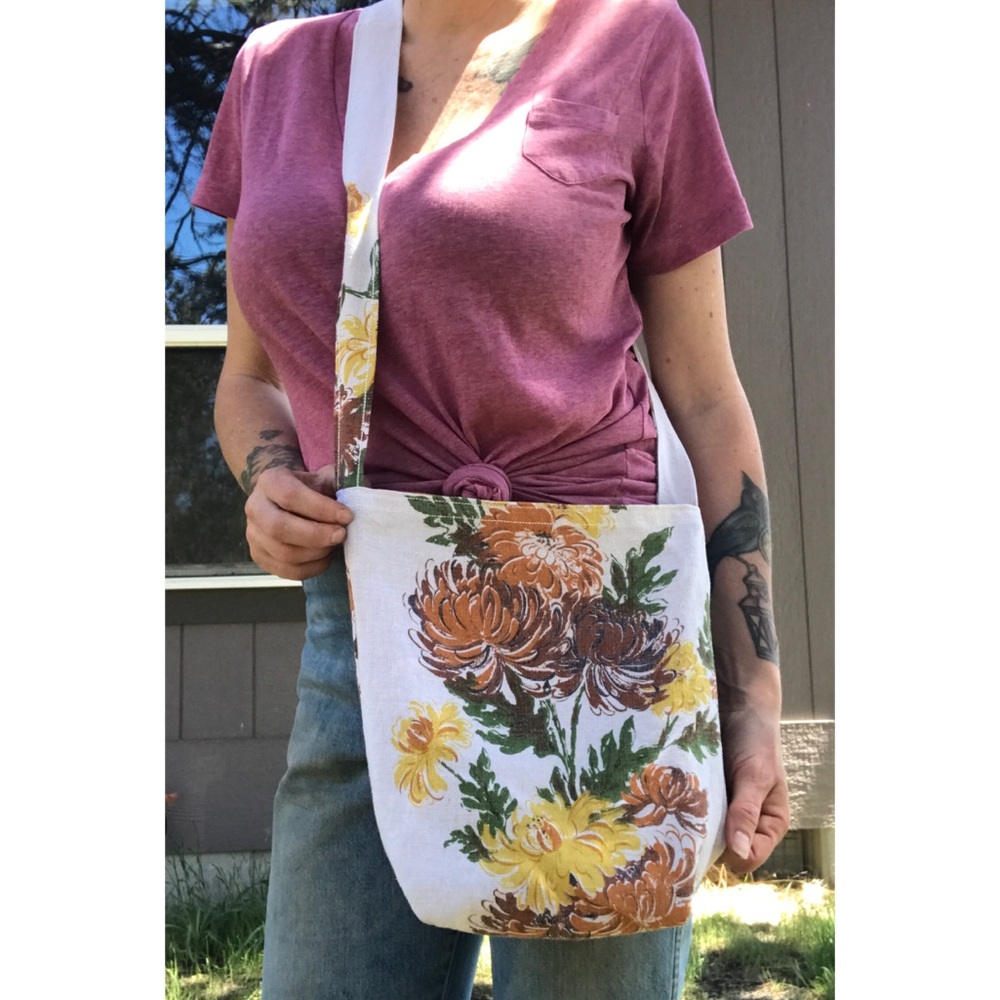Handmade Floral Vintage Fabric Crossbody Shoulder Tote Bag